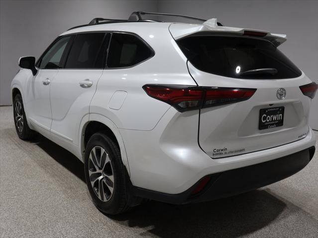 used 2022 Toyota Highlander car, priced at $38,970