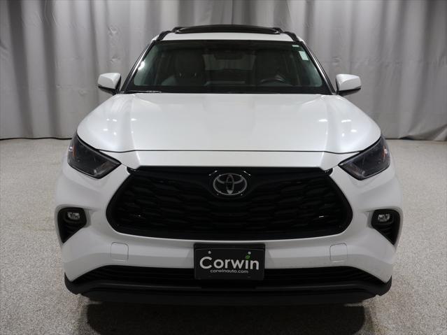 used 2022 Toyota Highlander car, priced at $38,970