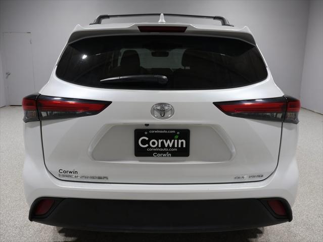 used 2022 Toyota Highlander car, priced at $38,970