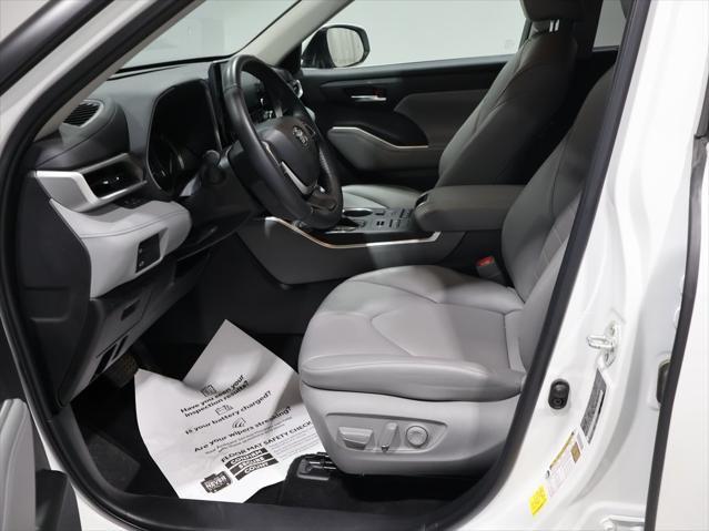 used 2022 Toyota Highlander car, priced at $38,970