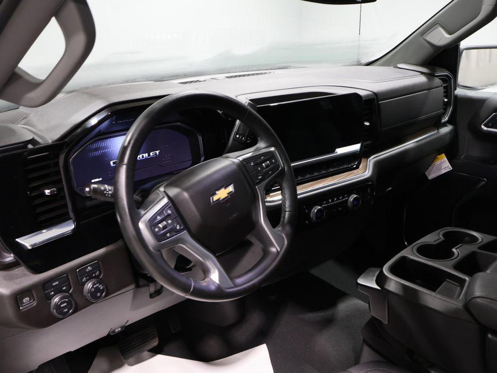 used 2024 Chevrolet Silverado 1500 car, priced at $34,979