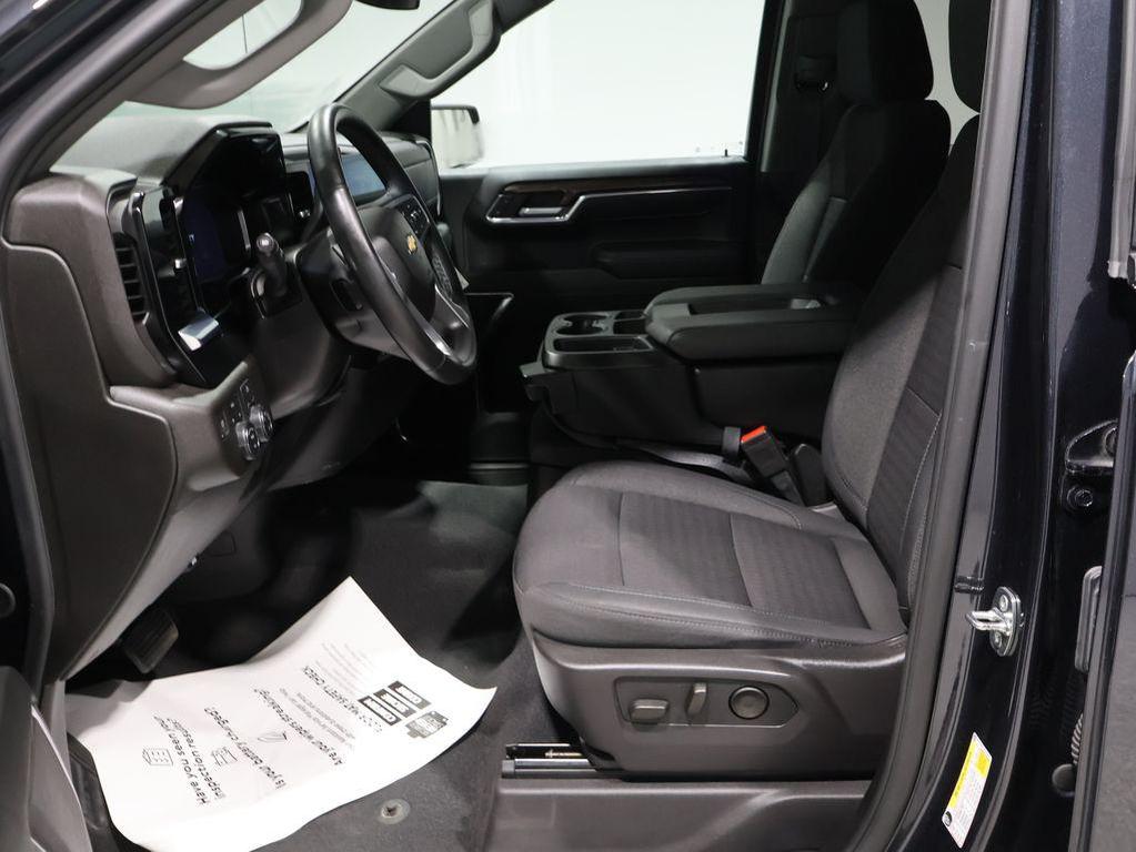 used 2024 Chevrolet Silverado 1500 car, priced at $34,979