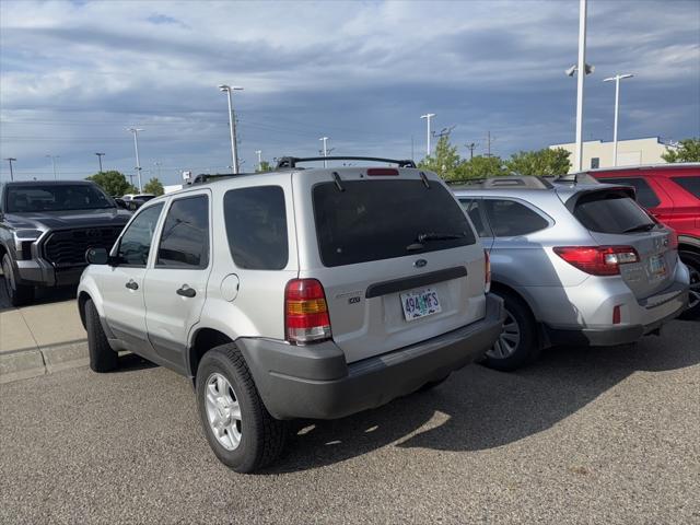 used 2004 Ford Escape car