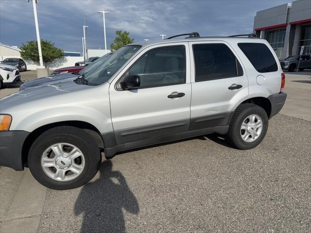 used 2004 Ford Escape car