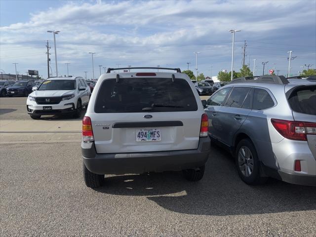 used 2004 Ford Escape car