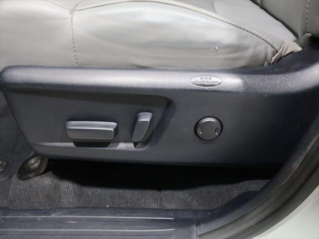 used 2014 Toyota Tundra car, priced at $23,552