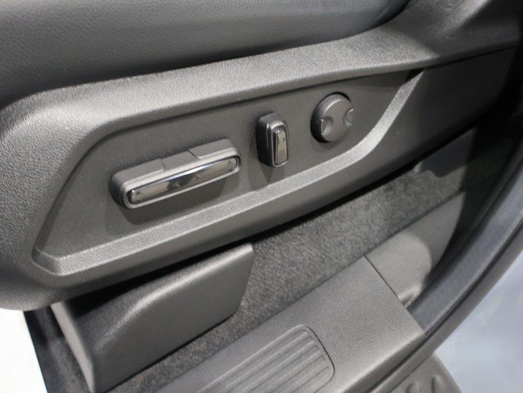 used 2025 Honda Pilot car, priced at $47,810