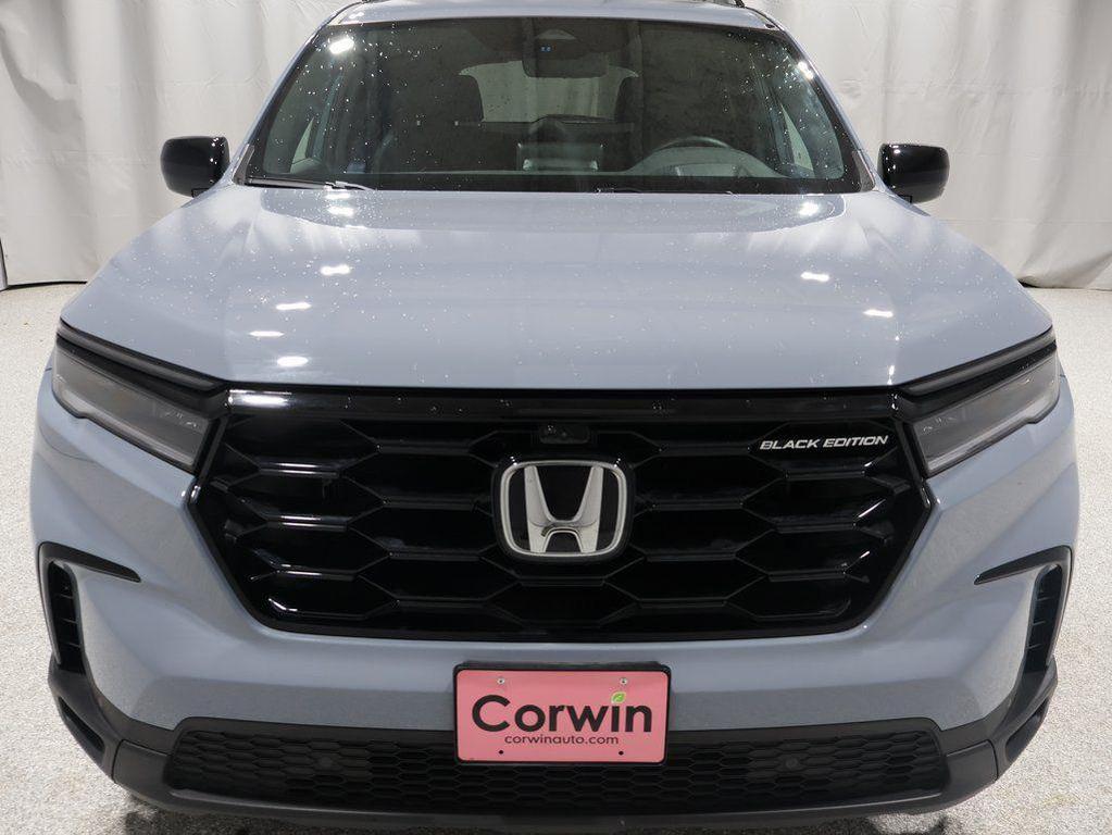 used 2025 Honda Pilot car, priced at $47,810