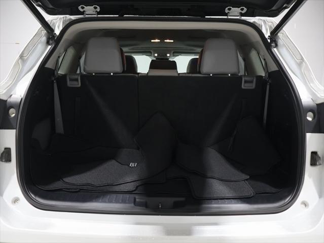 used 2022 Toyota Highlander Hybrid car, priced at $43,427