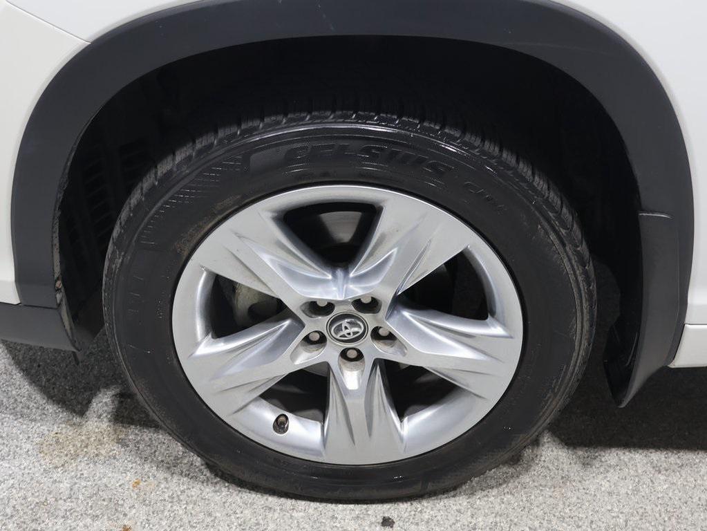 used 2016 Toyota Highlander car, priced at $24,985