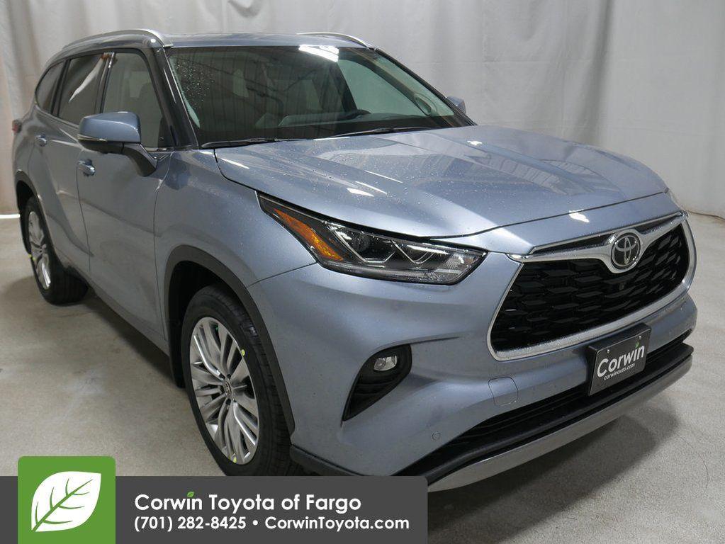 new 2024 Toyota Highlander car, priced at $54,033
