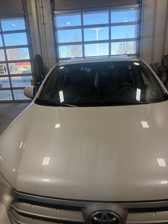 used 2012 Toyota Highlander car, priced at $8,500