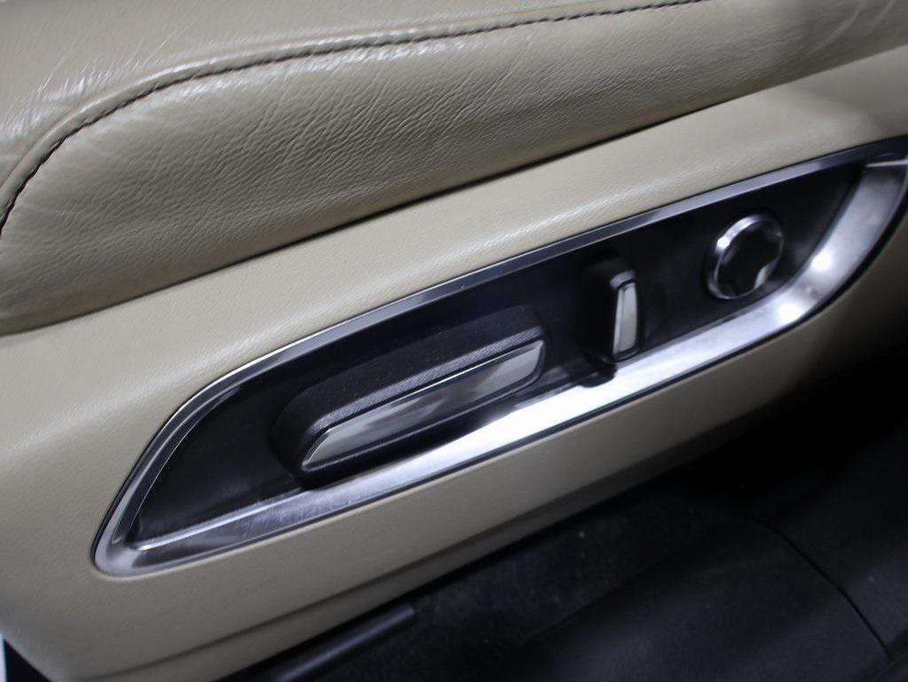used 2019 Acura MDX car, priced at $26,360