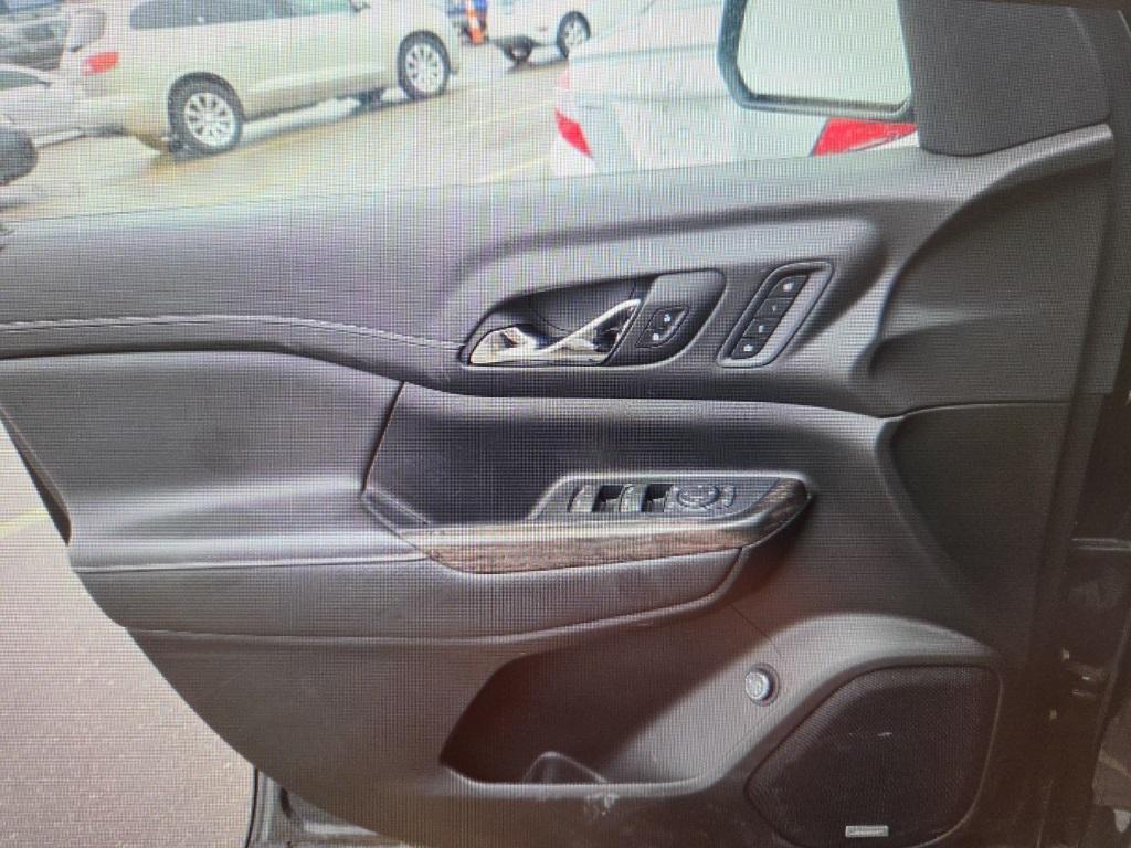used 2022 GMC Acadia car, priced at $37,990