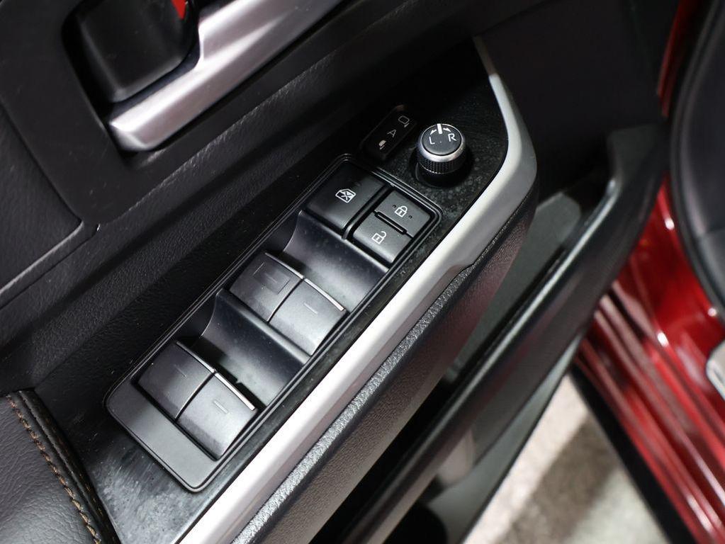 used 2025 Toyota Sienna car, priced at $59,998