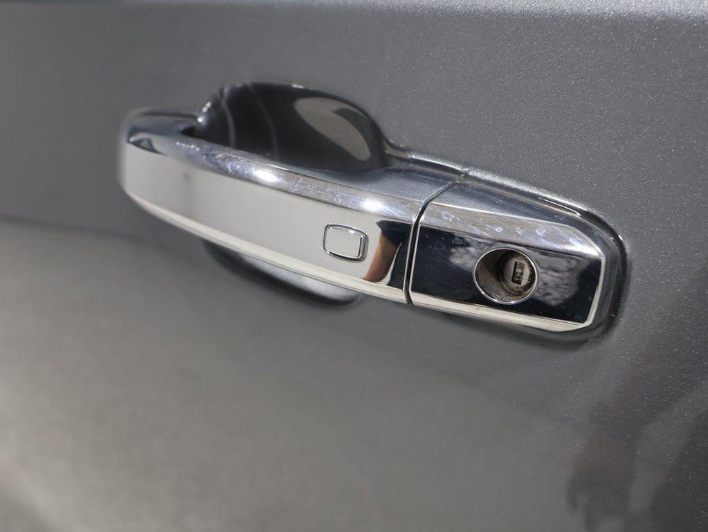 used 2022 GMC Sierra 1500 car, priced at $39,985