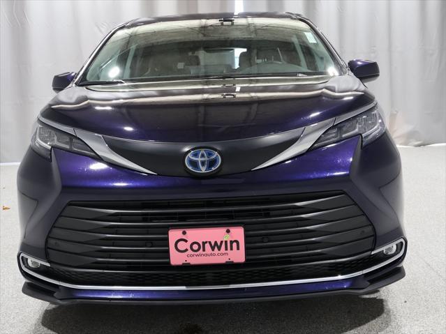 used 2021 Toyota Sienna car, priced at $43,965