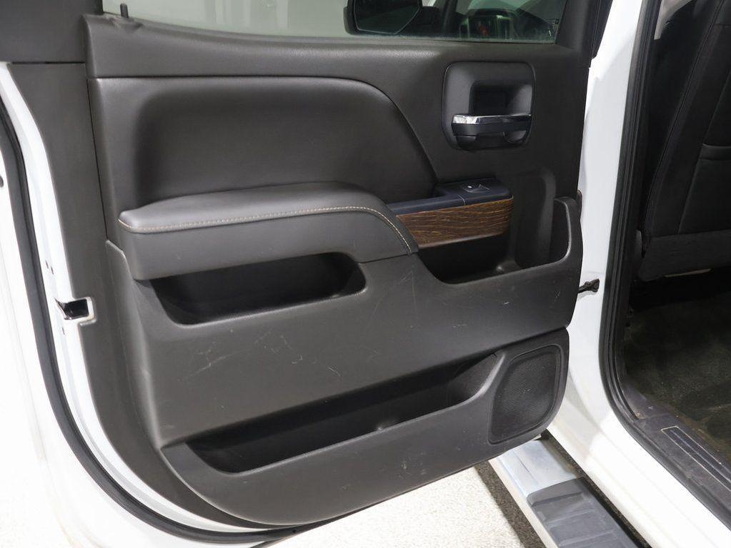 used 2017 GMC Sierra 1500 car, priced at $25,600