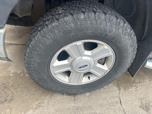 used 2004 Ford F-150 car, priced at $3,000