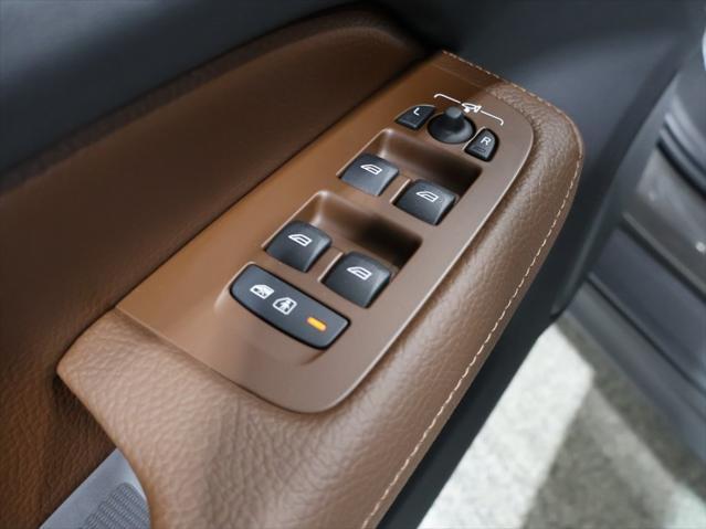 used 2022 Volvo V60 Cross Country car, priced at $38,348