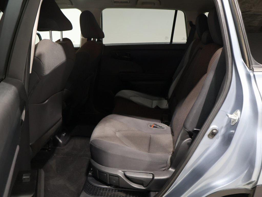 used 2020 Toyota Highlander Hybrid car, priced at $26,343
