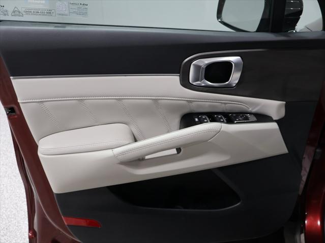 used 2024 Kia Sorento car, priced at $37,856