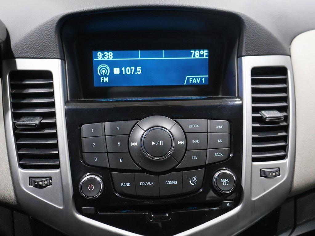 used 2014 Chevrolet Cruze car, priced at $7,500