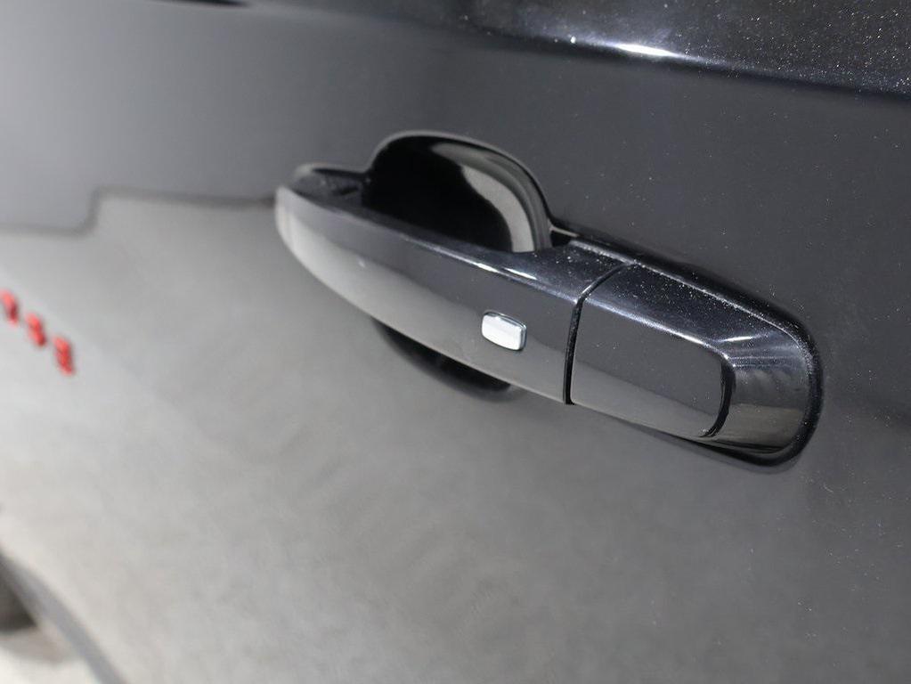 used 2019 Chevrolet Traverse car, priced at $24,675