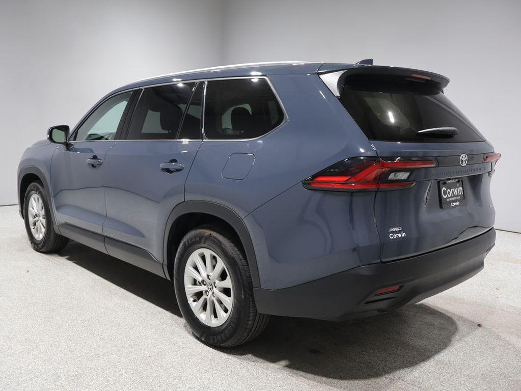 used 2025 Toyota Grand Highlander car, priced at $43,500