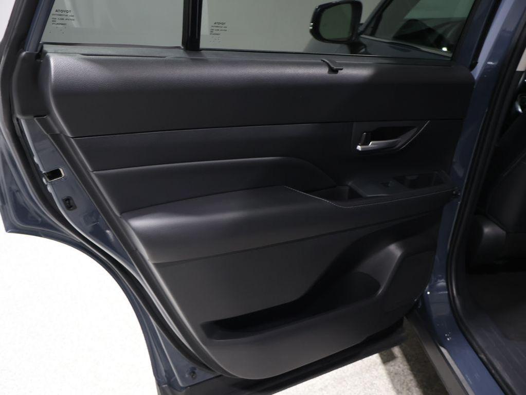 used 2025 Toyota Grand Highlander car, priced at $43,500