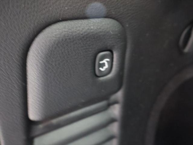 used 2013 Jeep Grand Cherokee car, priced at $29,995