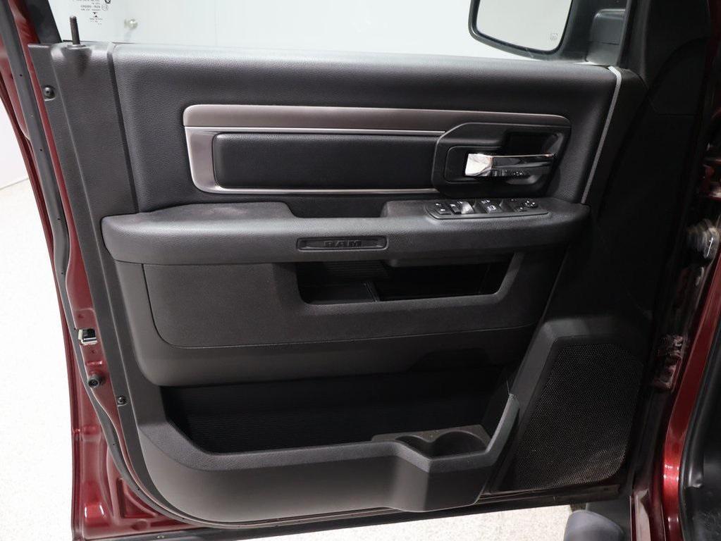 used 2021 Ram 1500 Classic car, priced at $27,881