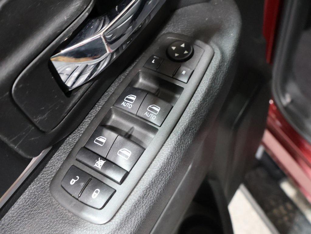 used 2021 Ram 1500 Classic car, priced at $27,881