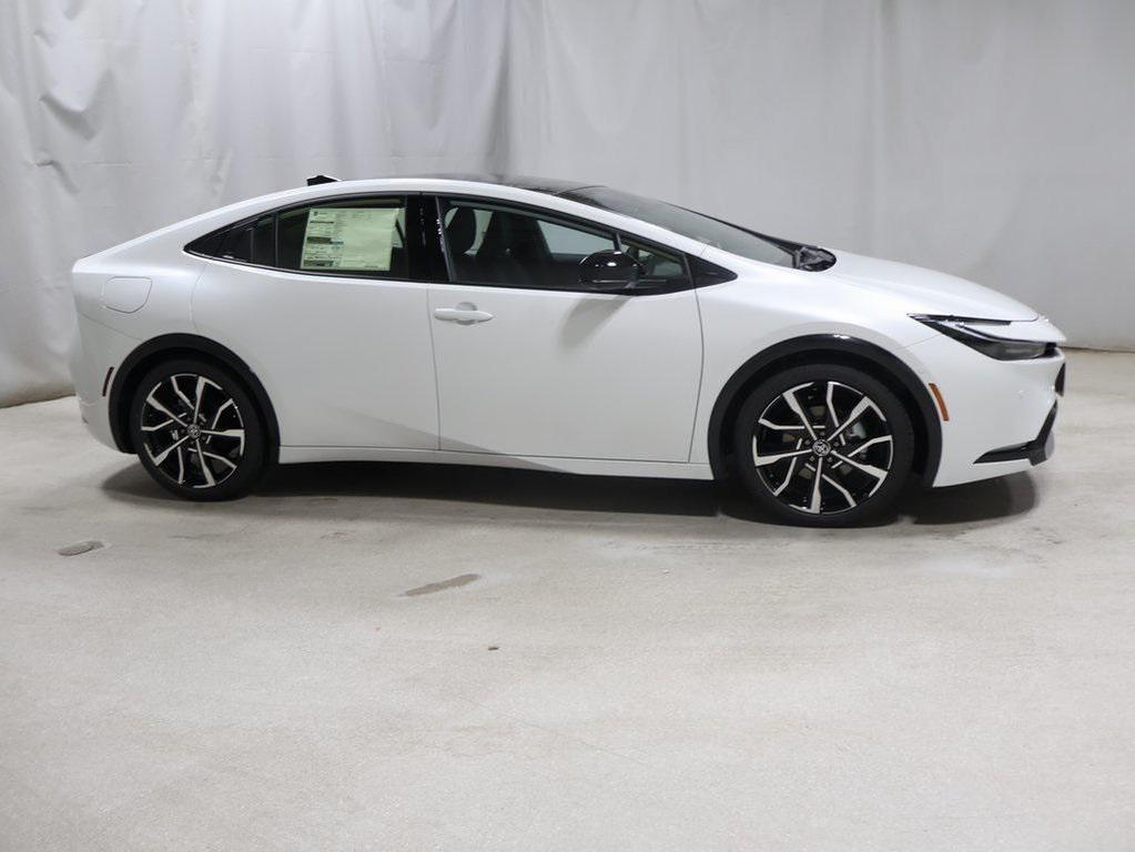 new 2025 Toyota Prius Plug-In Hybrid car, priced at $43,624