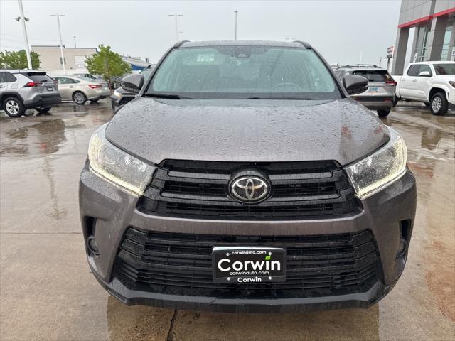 used 2019 Toyota Highlander car, priced at $28,959