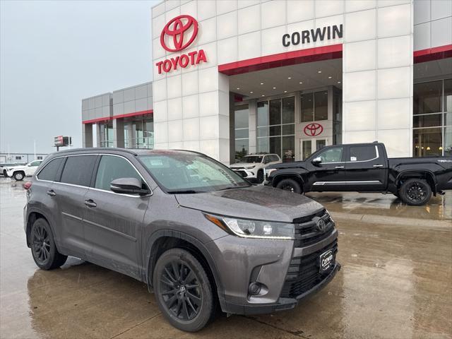 used 2019 Toyota Highlander car, priced at $28,959