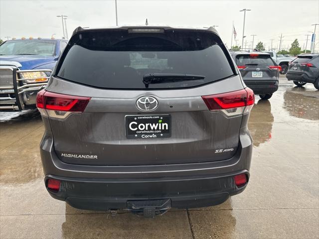 used 2019 Toyota Highlander car, priced at $28,959