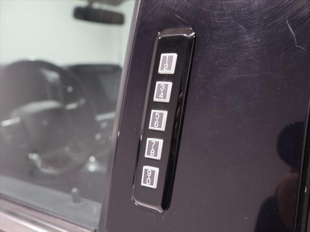 used 2021 Ford F-150 car, priced at $40,871