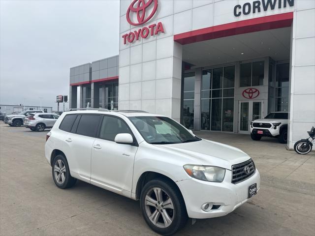 used 2008 Toyota Highlander car, priced at $4,900