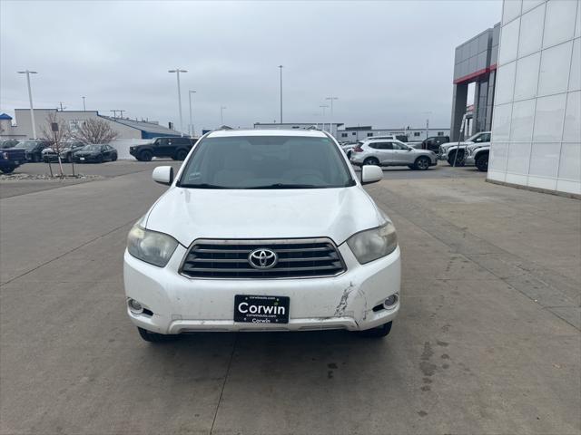 used 2008 Toyota Highlander car, priced at $4,900