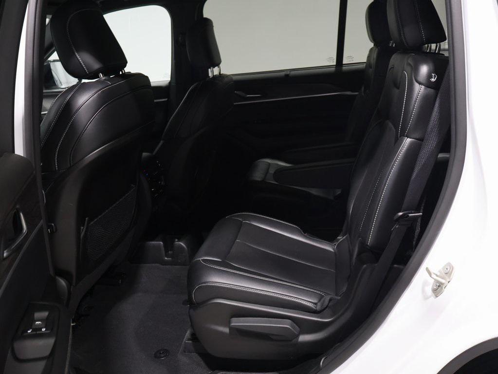 used 2024 Jeep Grand Cherokee L car, priced at $37,130