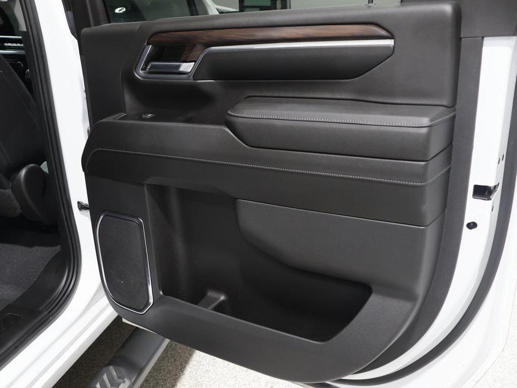 used 2024 GMC Sierra 2500 car, priced at $59,998