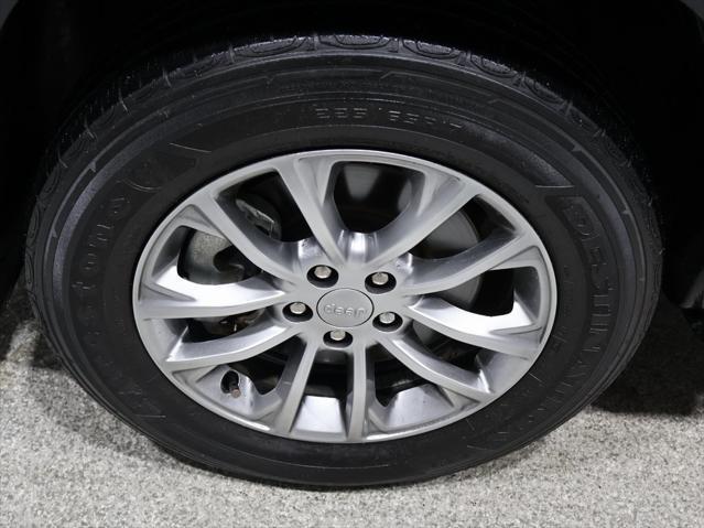 used 2021 Jeep Cherokee car, priced at $26,000