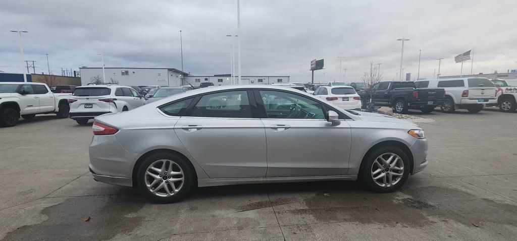 used 2016 Ford Fusion car