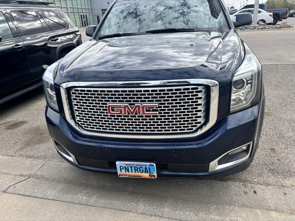 used 2017 GMC Yukon car