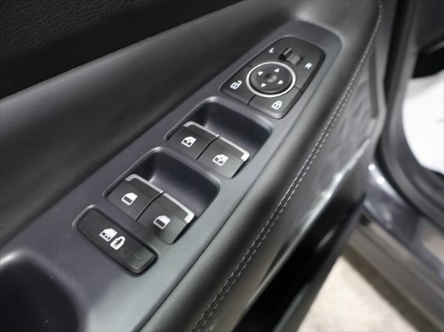 used 2023 Hyundai SANTA FE HEV car, priced at $27,897