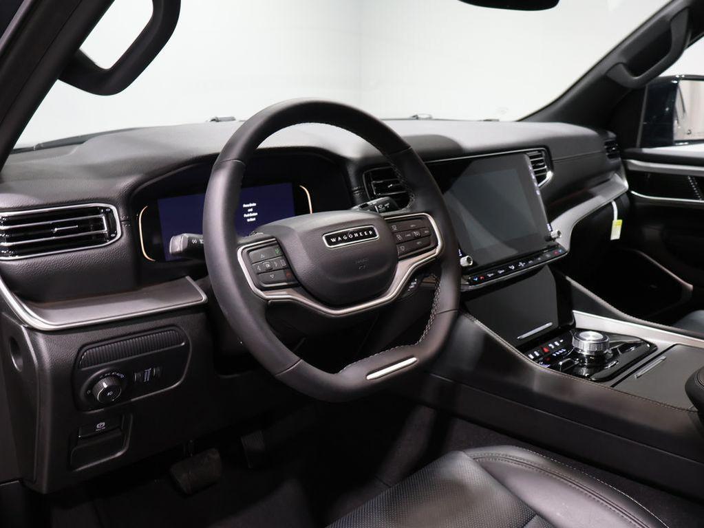 used 2025 Jeep Wagoneer car, priced at $54,900