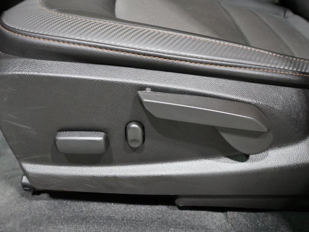 used 2021 GMC Canyon car, priced at $30,545