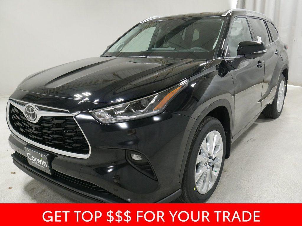 new 2024 Toyota Highlander car, priced at $52,574