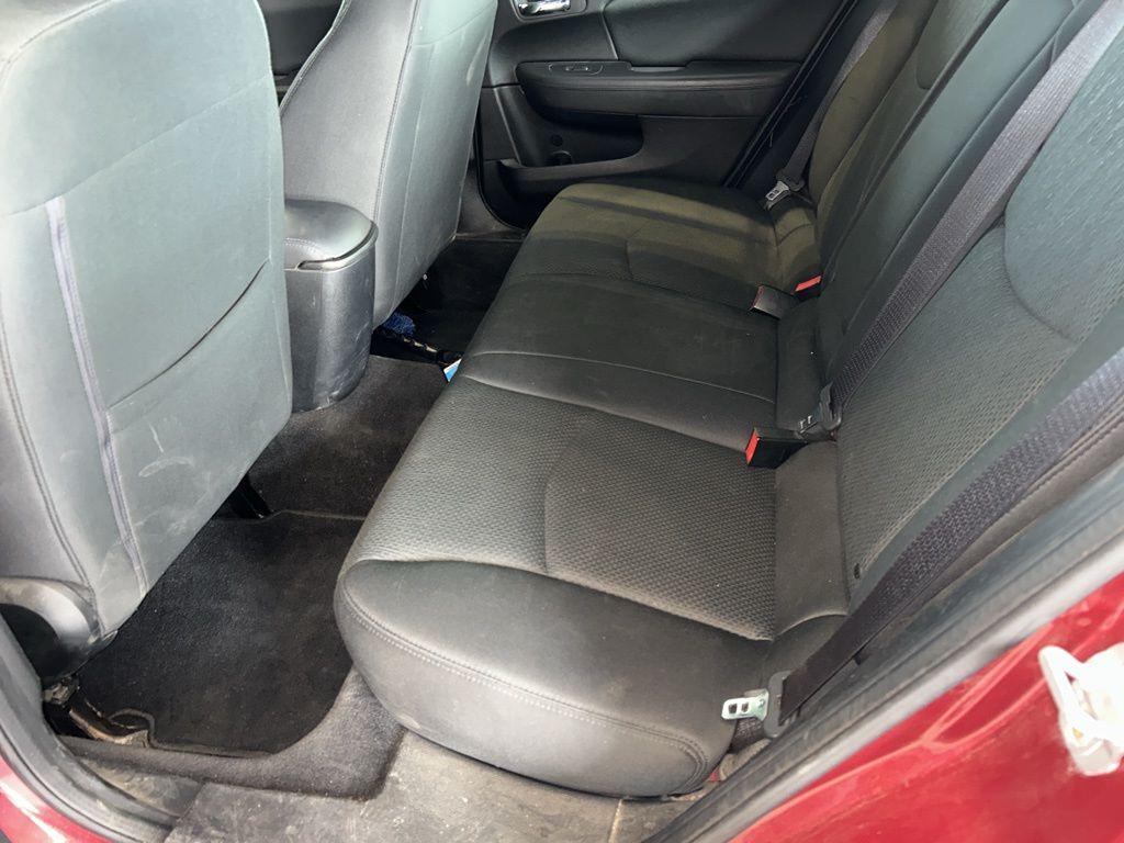 used 2011 Chrysler 200 car